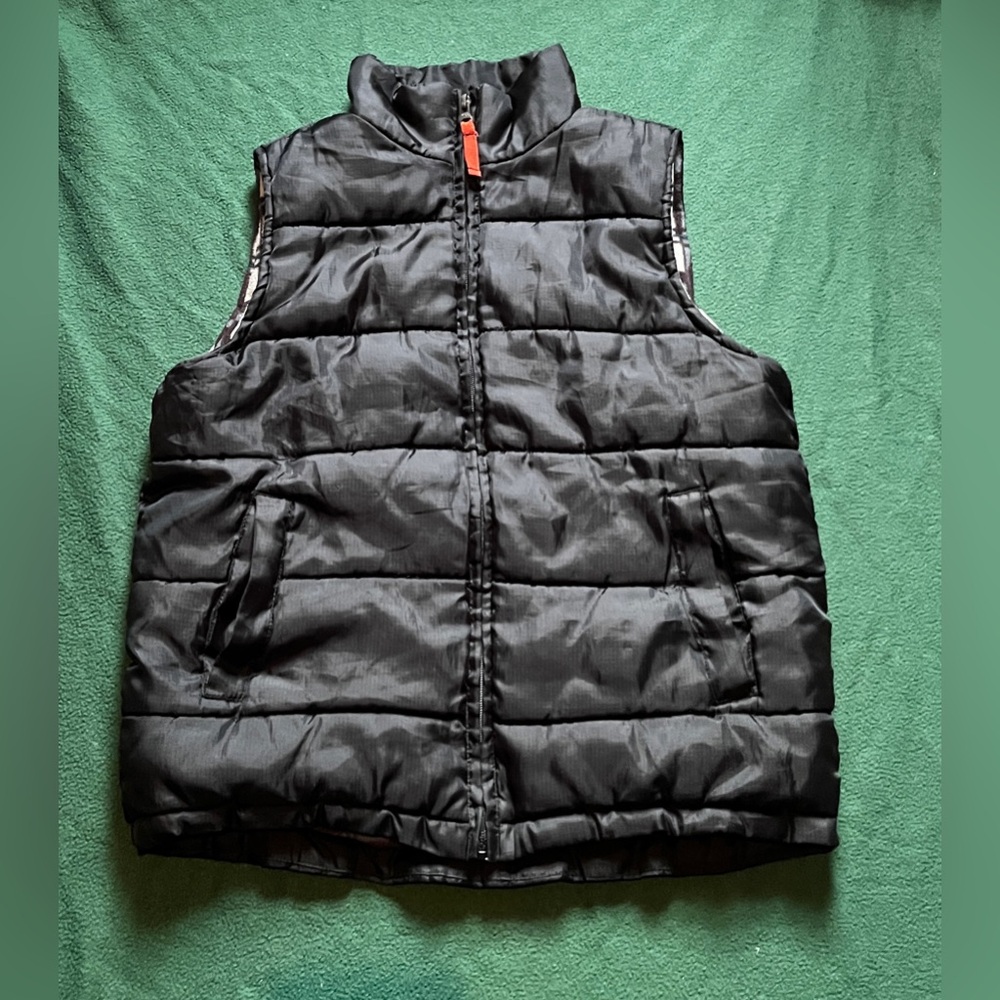 Kids black Puffer Vest